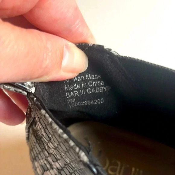 Clean Bar III Gabby Snakeprint Booties Size 7 - Picture 7 of 7